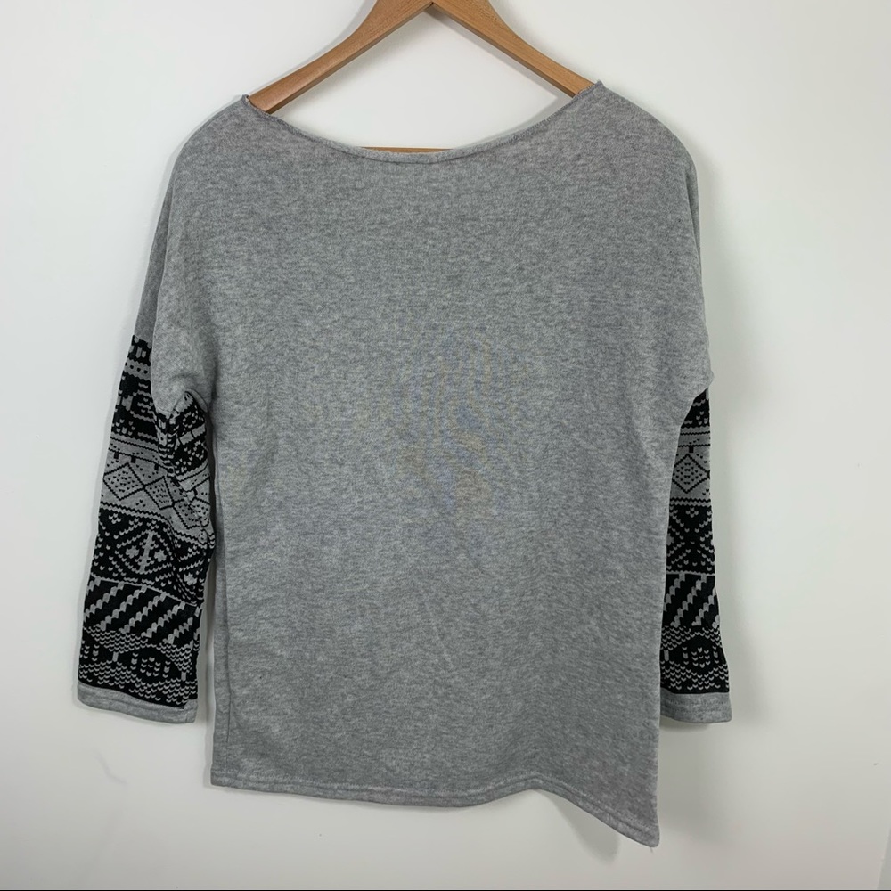 New! Snowflake Christmas sweater